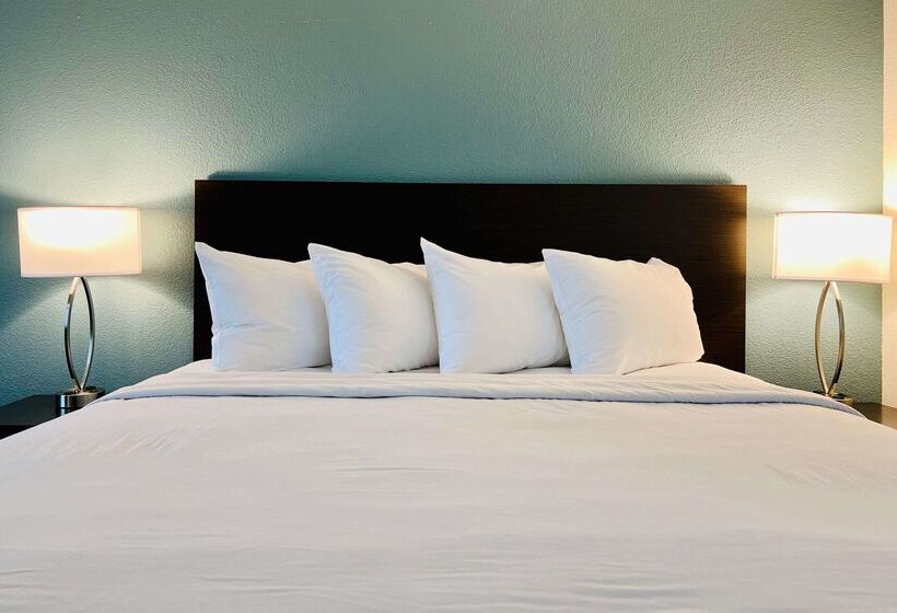 Отель Sleep Inn & Suites