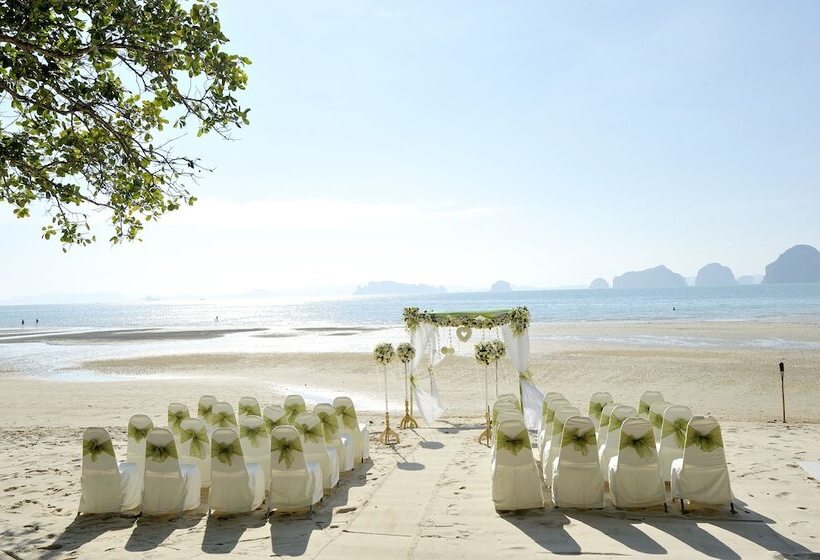هتل Anyavee Tubkaek Beach Resort