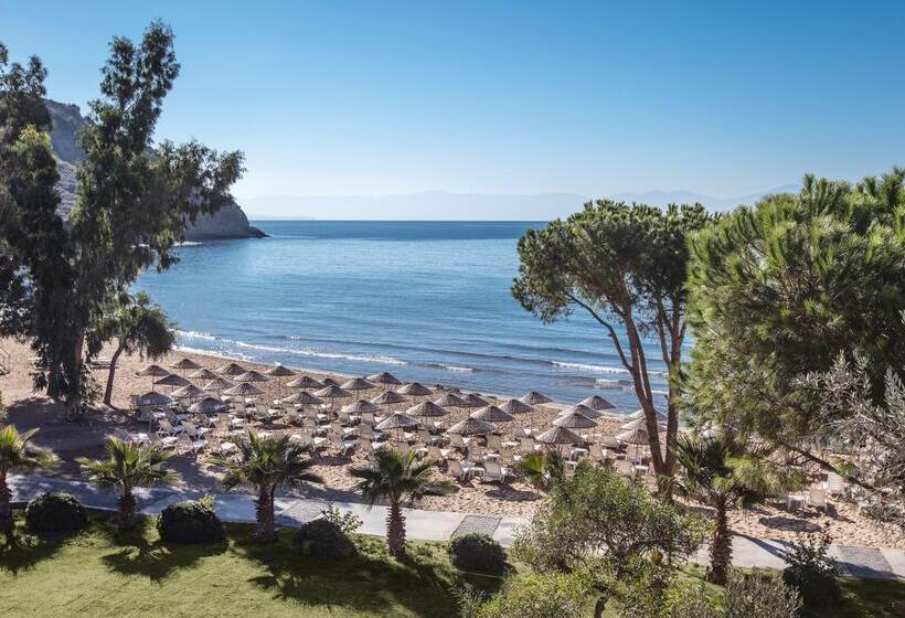 هتل Aria Claros Beach & Spa Resort – All Inclusive 24h