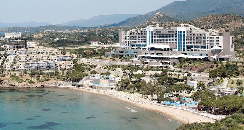 هتل Aria Claros Beach & Spa Resort – All Inclusive 24h