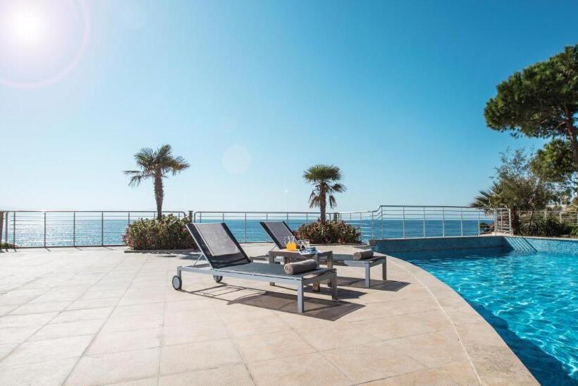 هتل Aria Claros Beach & Spa Resort – All Inclusive 24h