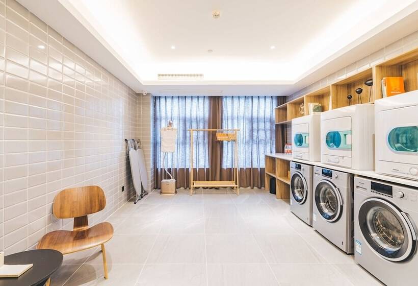 Fotos del hotel Atour  Zhongshan Square Dalian:  24