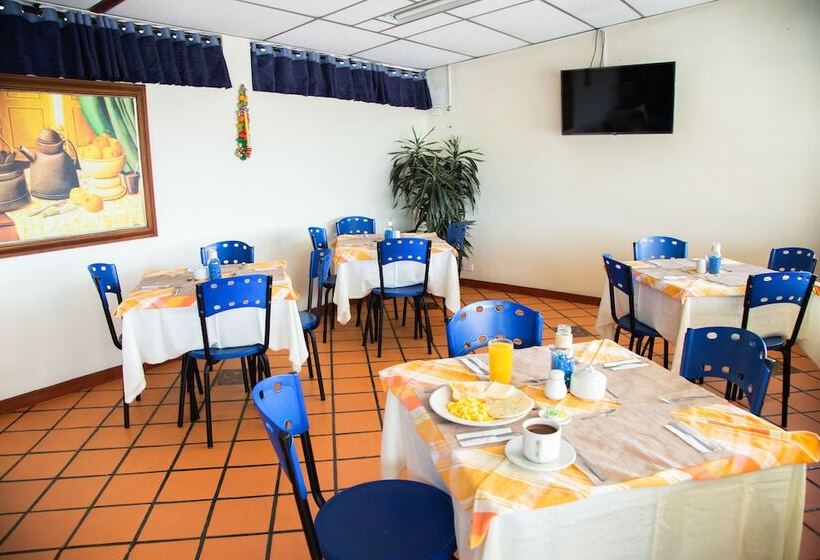 هتل Ayenda 1133 Casa Polty