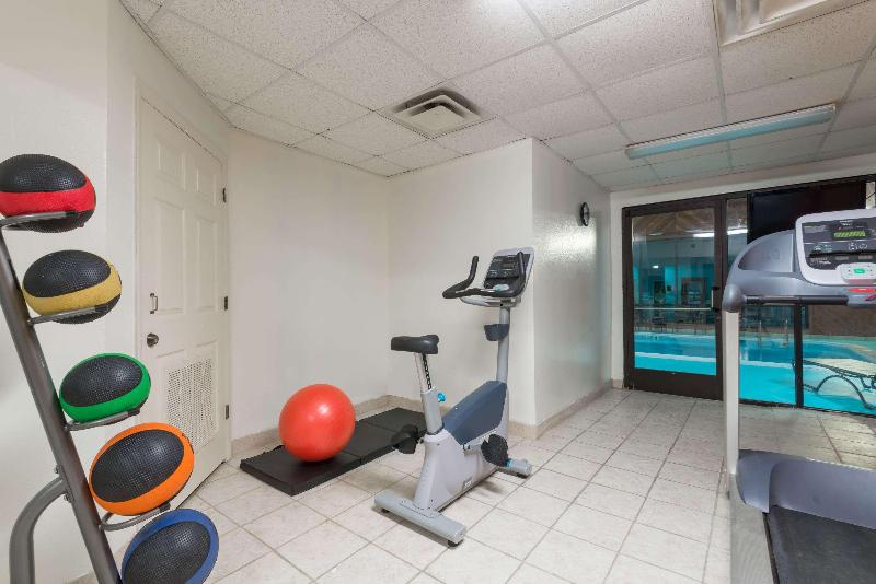 בית מלון כפרי Baymont By Wyndham Winchester