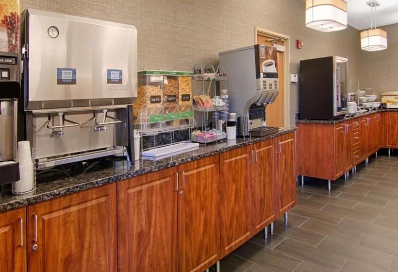 בית מלון כפרי Best Western Plus Blaine At The National Sports Center