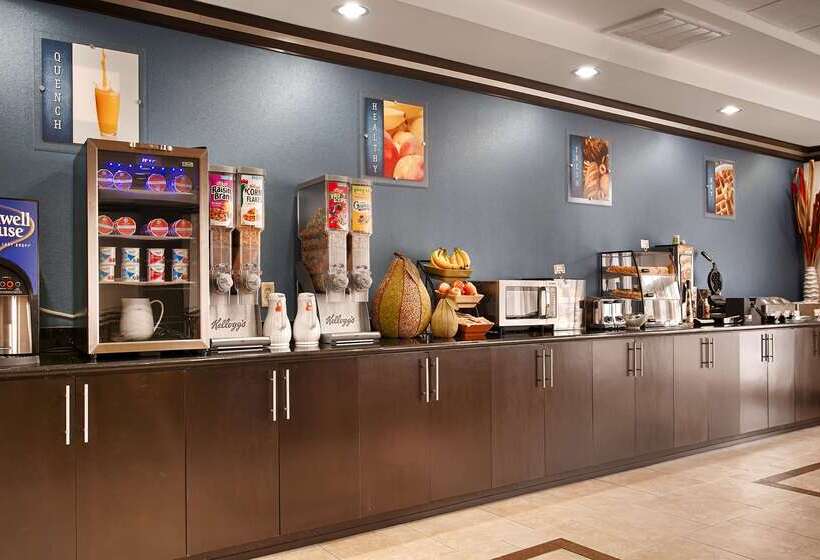 هتل Spark By Hilton Houston Bush Intercontinental Airport