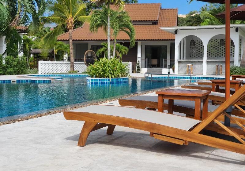 Fotos del hotel Blu Pine Villa & Pool Access:  35