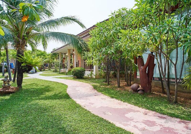 Fotos del hotel Blu Pine Villa & Pool Access:  32