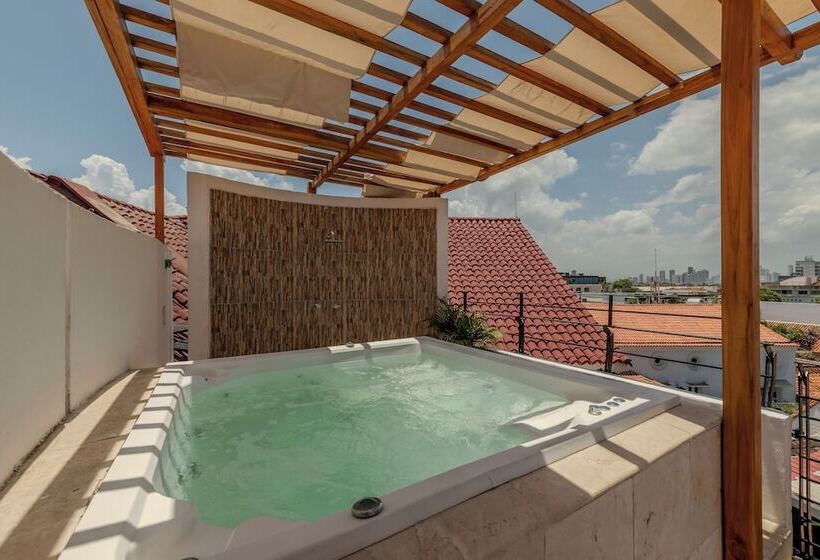 هتل Boutique Bovedas De Santa Clara By Accor