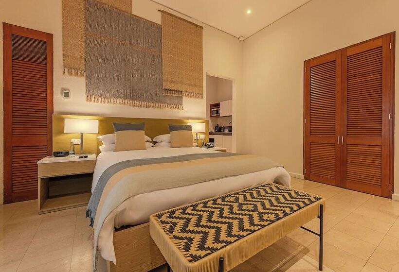 هتل Boutique Bovedas De Santa Clara By Accor