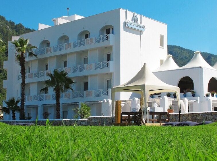 هتل Casa Blanca Beach    Adults Only