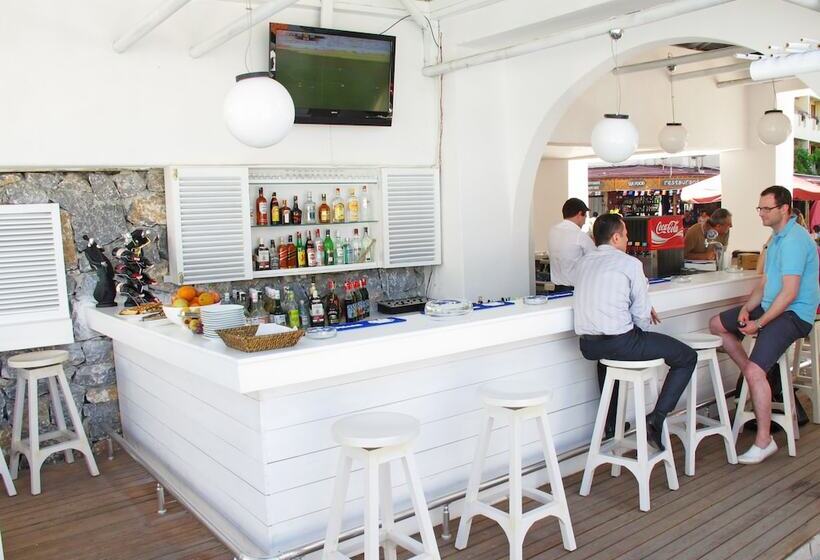 هتل Casa Blanca Beach    Adults Only