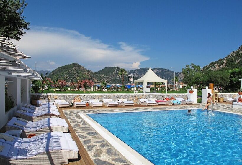 هتل Casa Blanca Beach    Adults Only