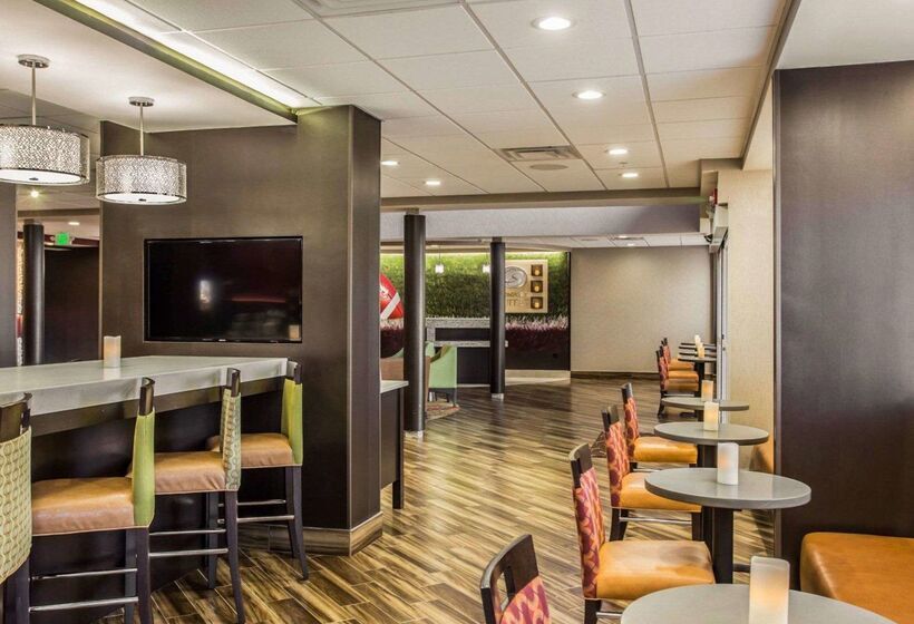 هتل Comfort Suites Columbia At Harbison