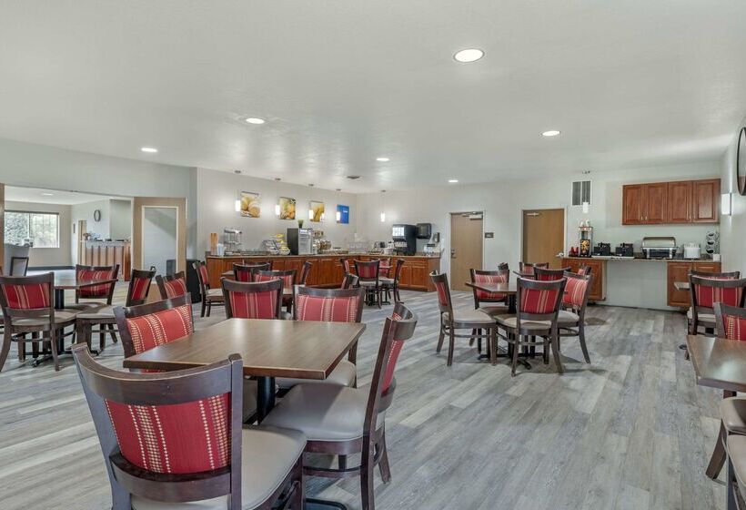 هتل Comfort Suites Lake Geneva East