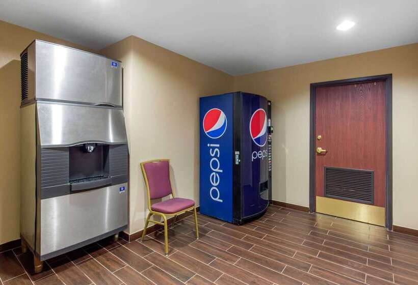 فندق Comfort Suites