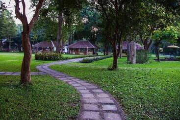 Hotel Comsaed River Kwai Resort