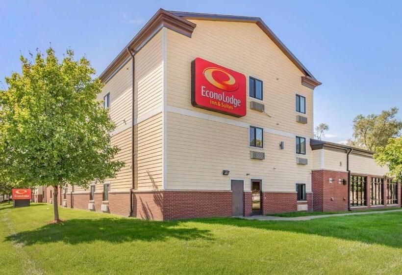 هتل Econo Lodge Inn & Suites Fairgrounds