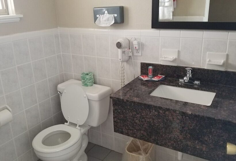 هتل Econo Lodge