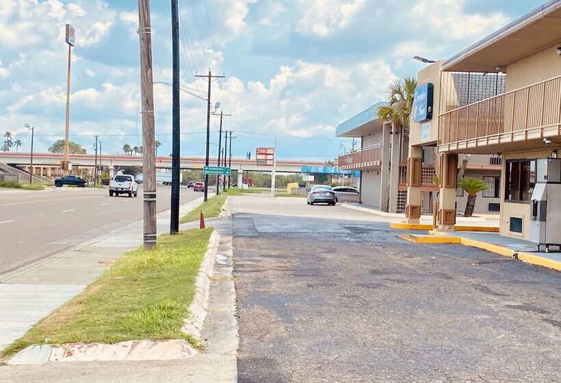 هتل Executive Inn Kingsville