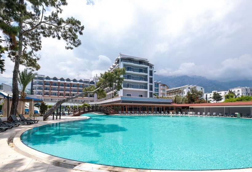 Hotel Fore Resort & Spa   All Inclusive