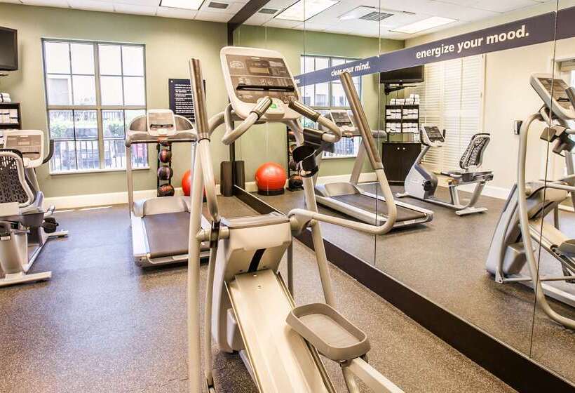 هتل Hampton Inn & Suites Savannah Historic District