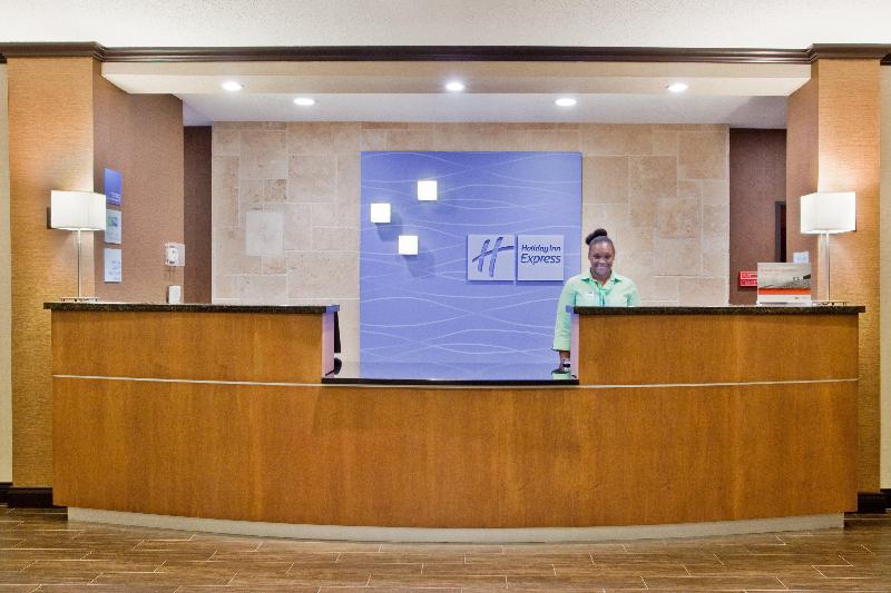 هتل Holiday Inn Express & Suites Buford Ne   Lake Lanier, An Ihg