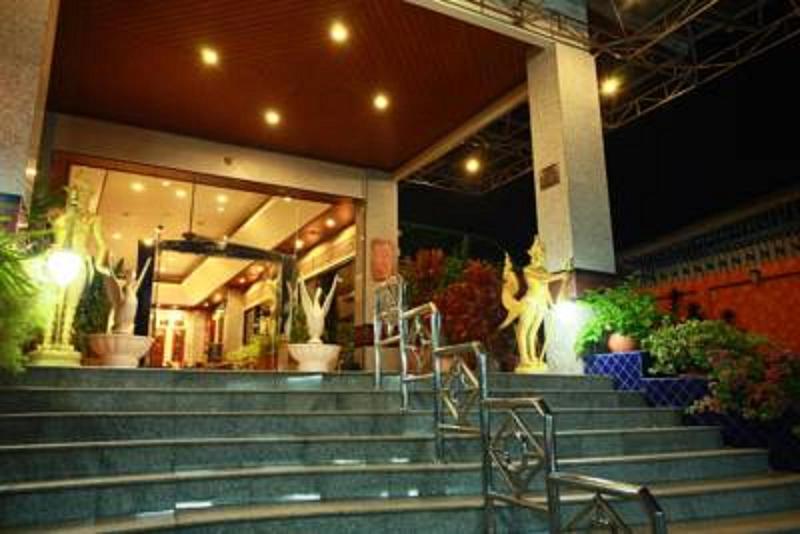 هتل Hua Hin Loft