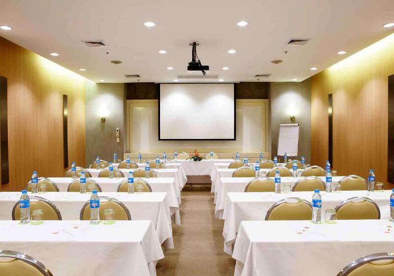 فندق Ibis Phuket Patong