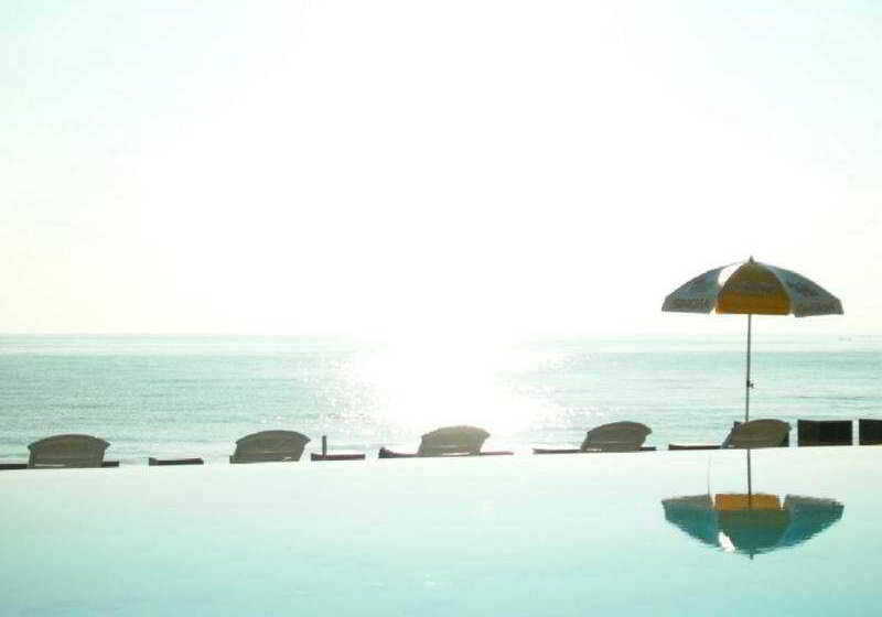 هتل Khanom Golden Beach