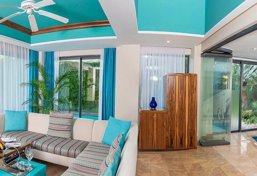 هتل Lykia World Antalya   All Inclusive