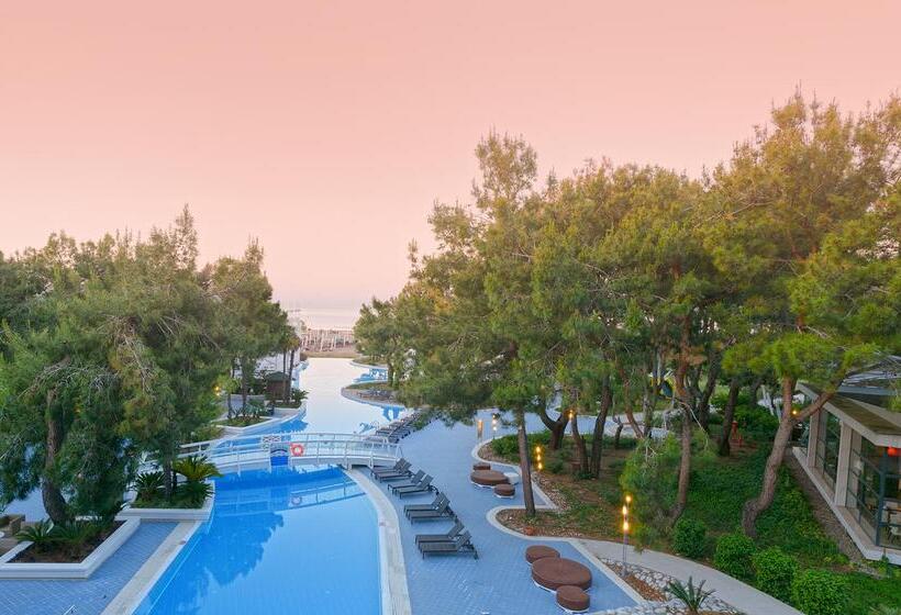 هتل Lykia World Antalya   All Inclusive