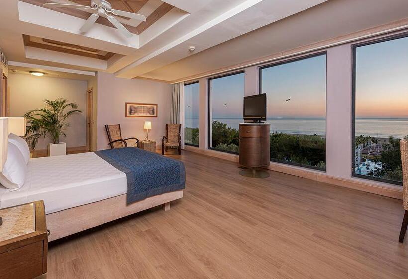 هتل Lykia World Antalya   All Inclusive