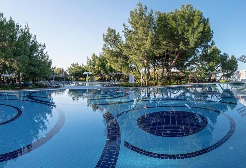 هتل Lykia World Antalya   All Inclusive