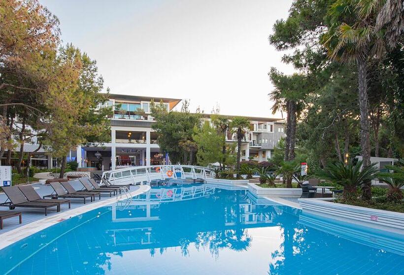 هتل Lykia World Antalya   All Inclusive