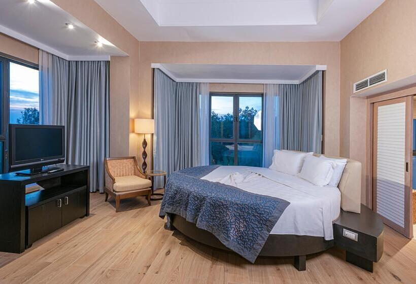 هتل Lykia World Antalya   All Inclusive