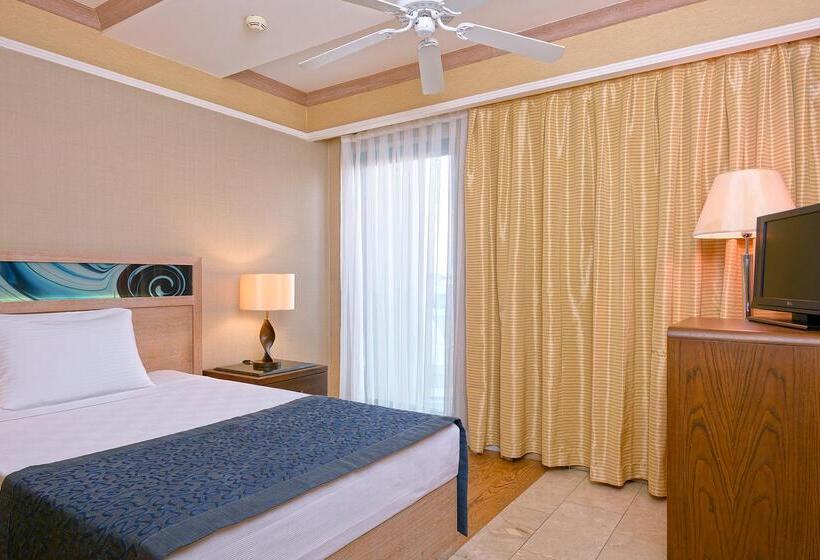 هتل Lykia World Antalya   All Inclusive