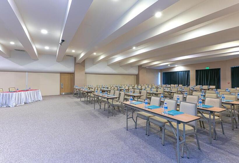 هتل Lykia World Antalya   All Inclusive