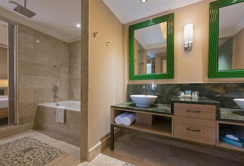 هتل Lykia World Antalya   All Inclusive
