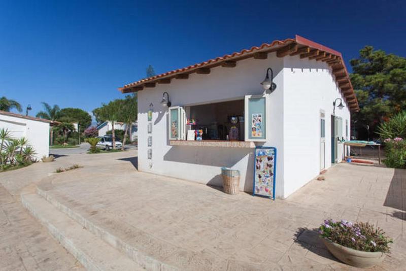 هتل Petruso Resort