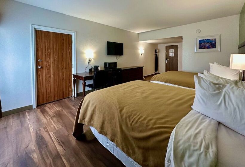 هتل Quality Inn & Suites Albany Airport