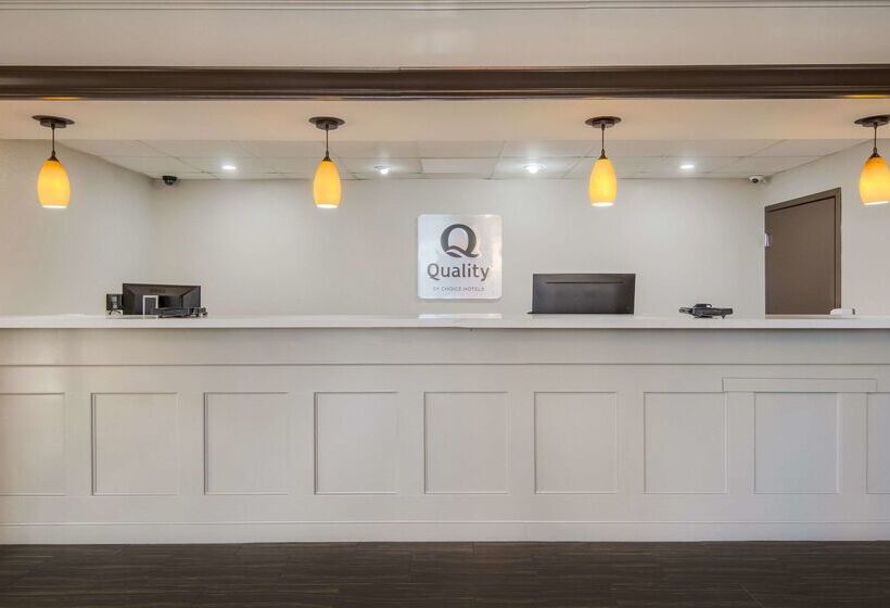 هتل Quality Inn & Suites