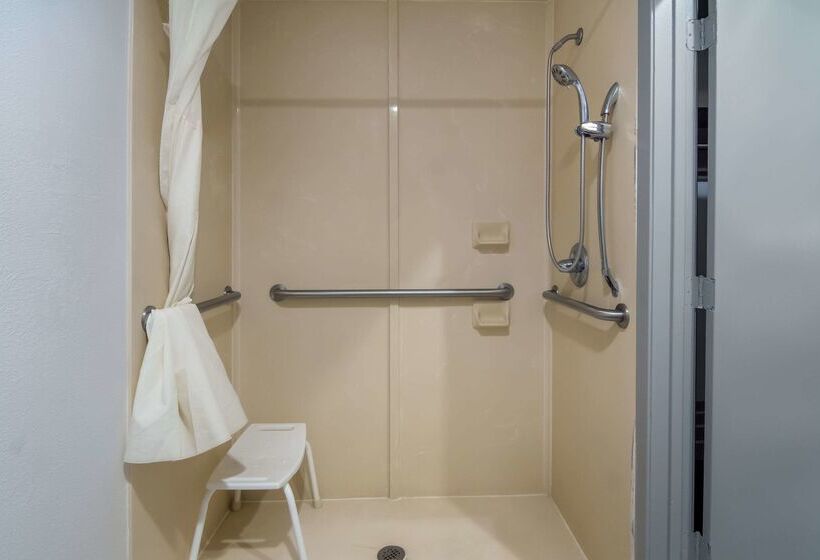 هتل Quality Inn & Suites