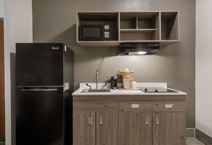 هتل Quality Inn & Suites