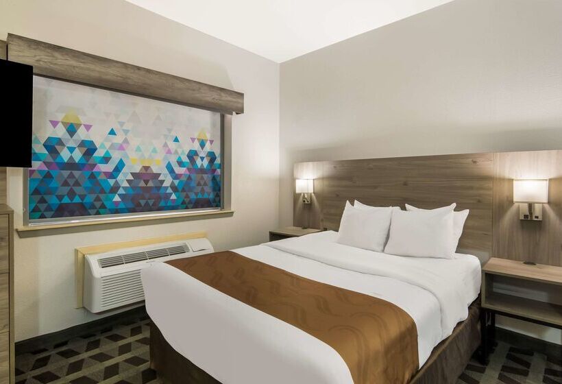 هتل Quality Inn & Suites