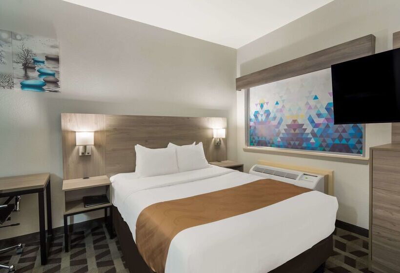 هتل Quality Inn & Suites