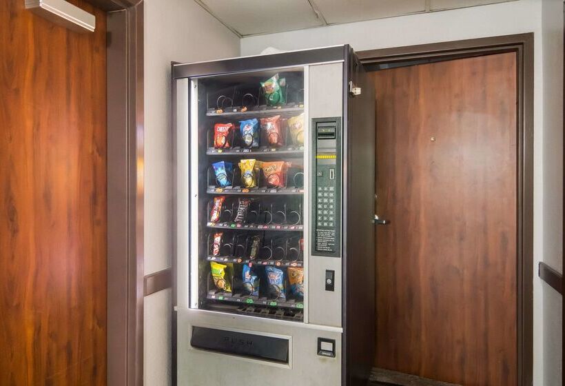 هتل Quality Inn & Suites
