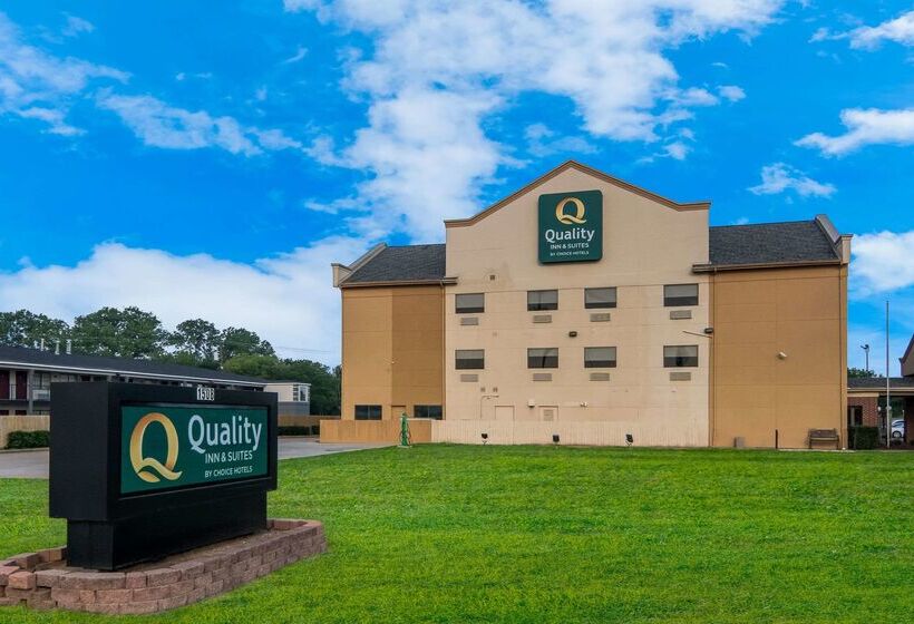هتل Quality Inn & Suites