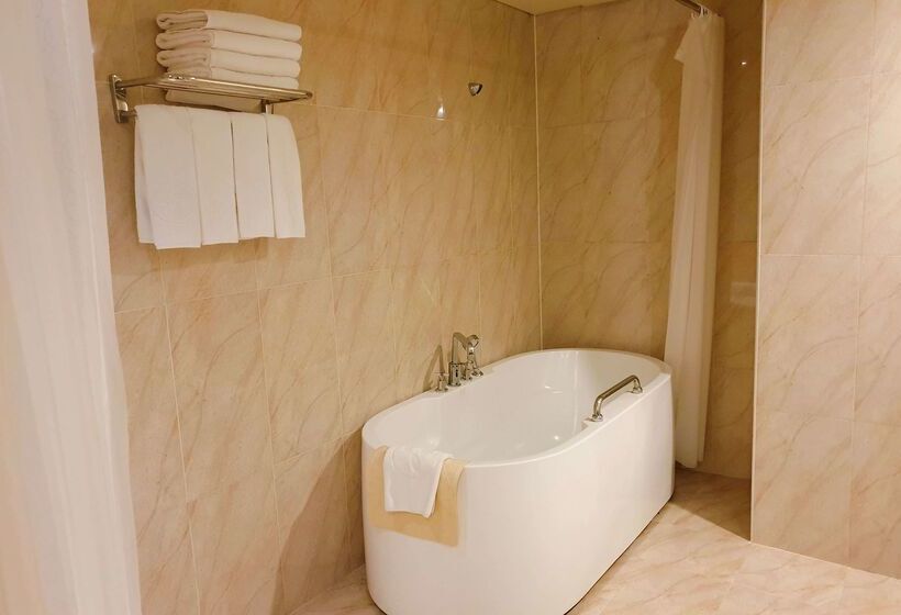 Ramada Hotel And Suites Seoul Namdaemun