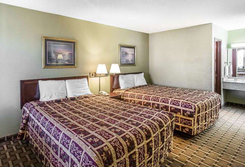 فندق Rodeway Inn & Suites